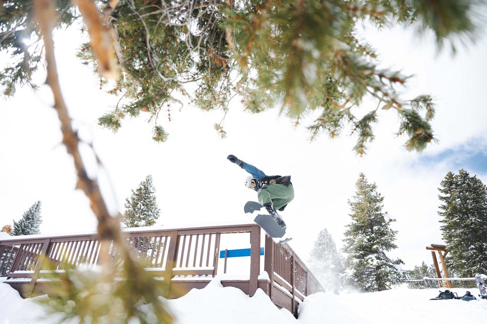 Backwoods Snowboard | Backcountry Sportsman