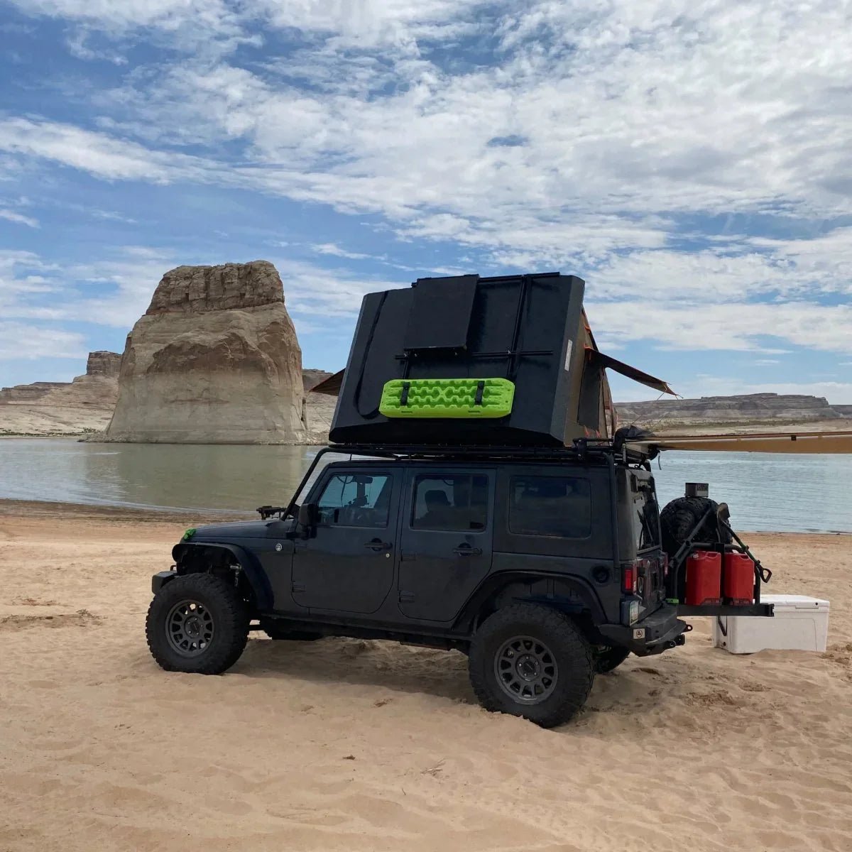 Stealth Hardshell Rooftop Tent – Aluminum – 3 Person – Black – Low-Profile Overland Tent | Backcountry Sportsman