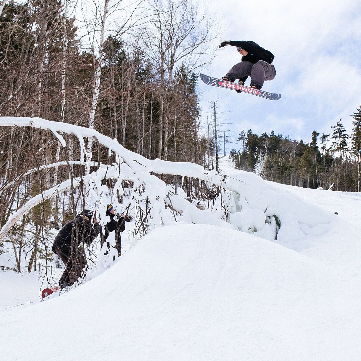 Rome Snowboards Mens Agent Twin Snowboard | Backcountry Sportsman