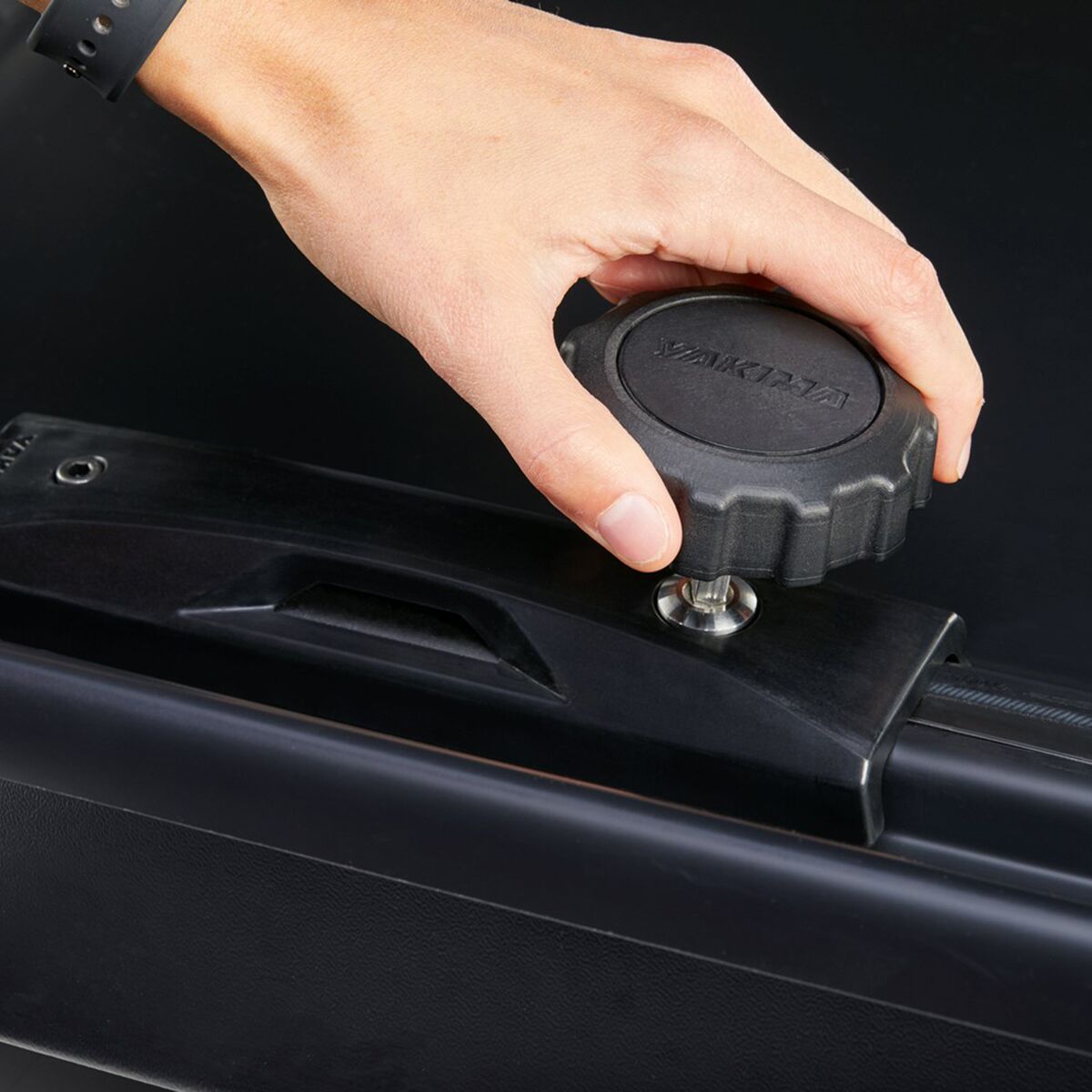 YAKIMA GrandTour Lo Cargo Box | Backcountry Sportsman