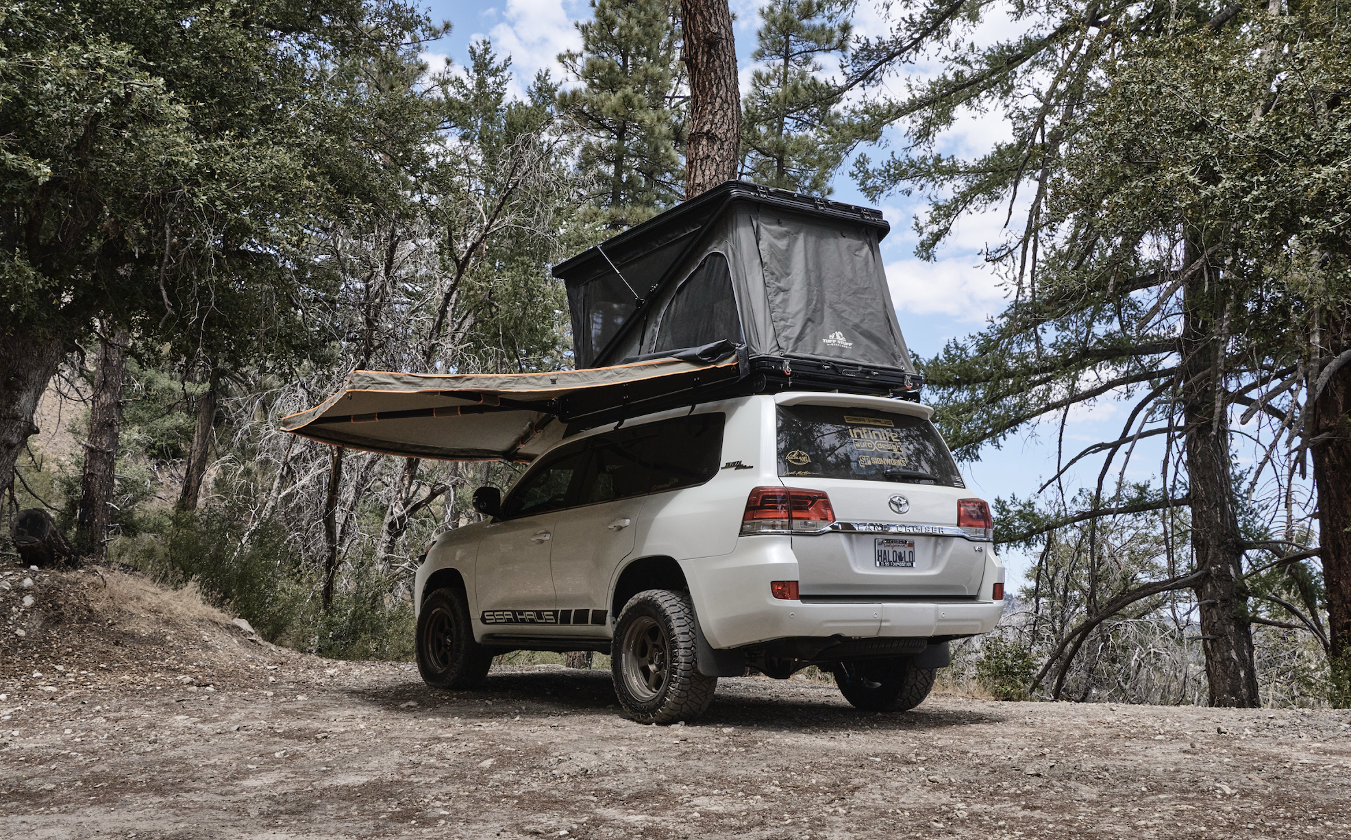 Alpine 61 Hardshell Rooftop Tent – Aluminum, 2–3 Person, 4-Season Overland Tent for SUVs & Trucks – Black Compact Design | Backcountry Sportsman