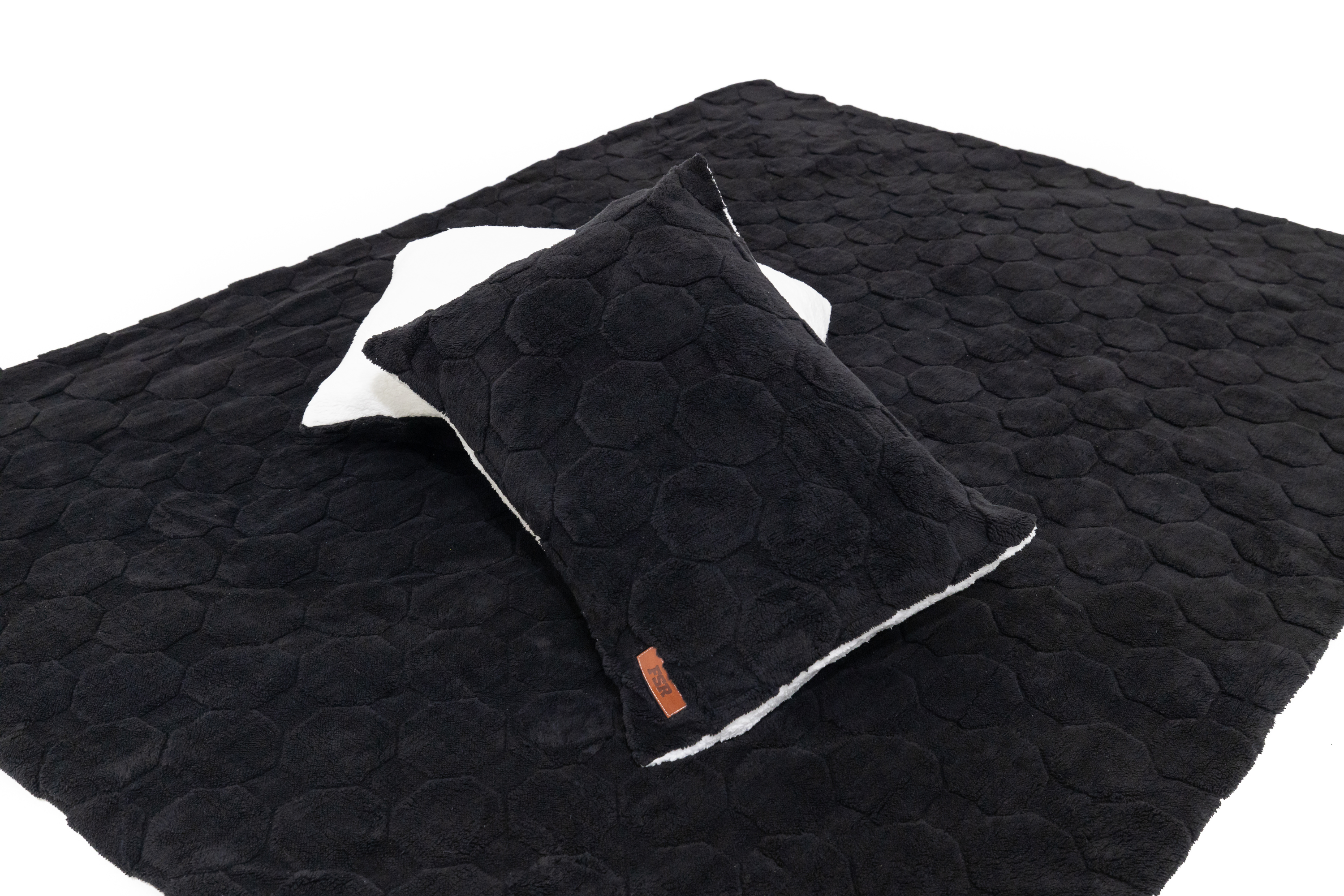 Cloud Comforter & Pillow Case Set | Backcountry Sportsman