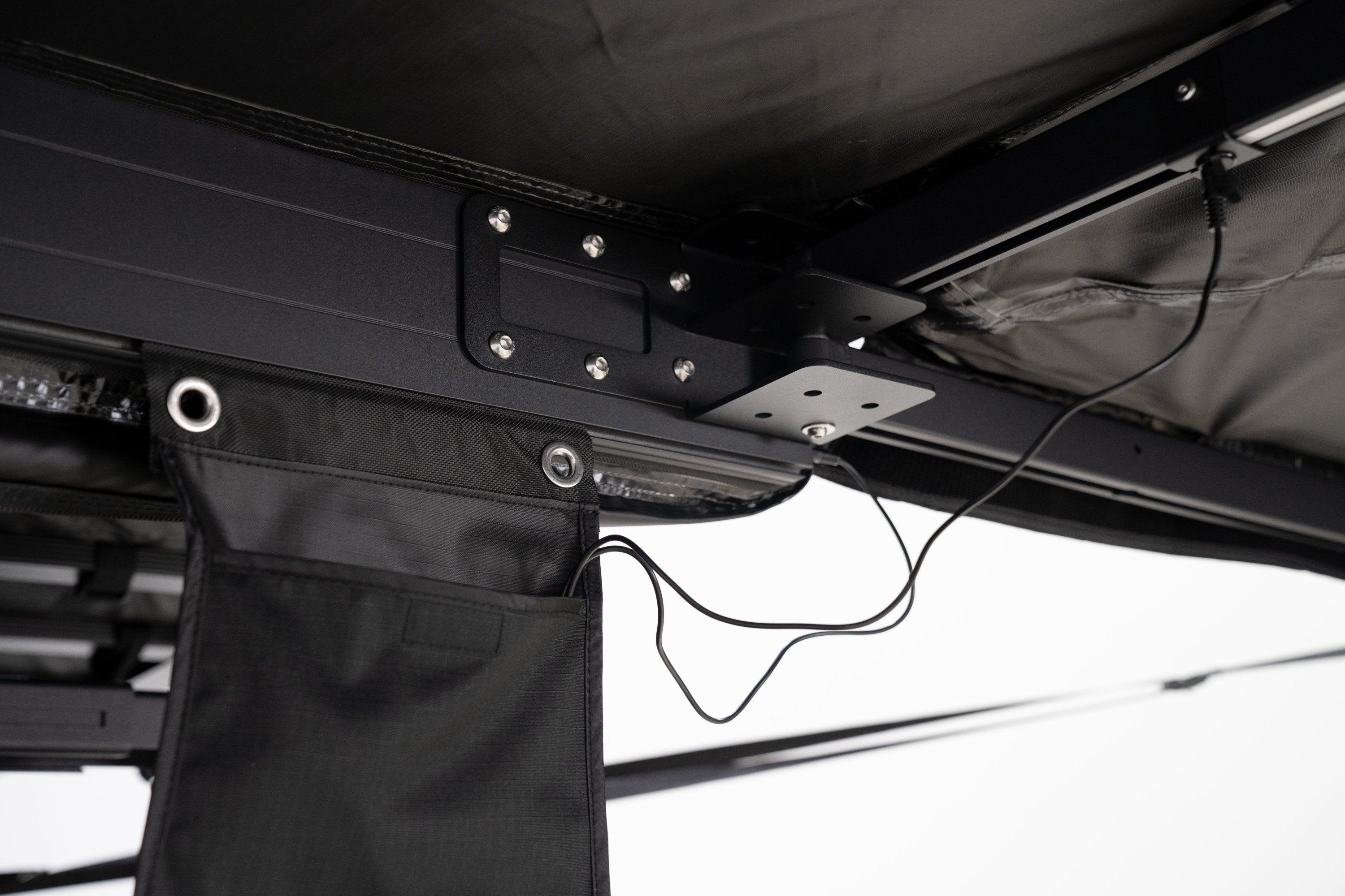 180 Tailgate Awning | Backcountry Sportsman