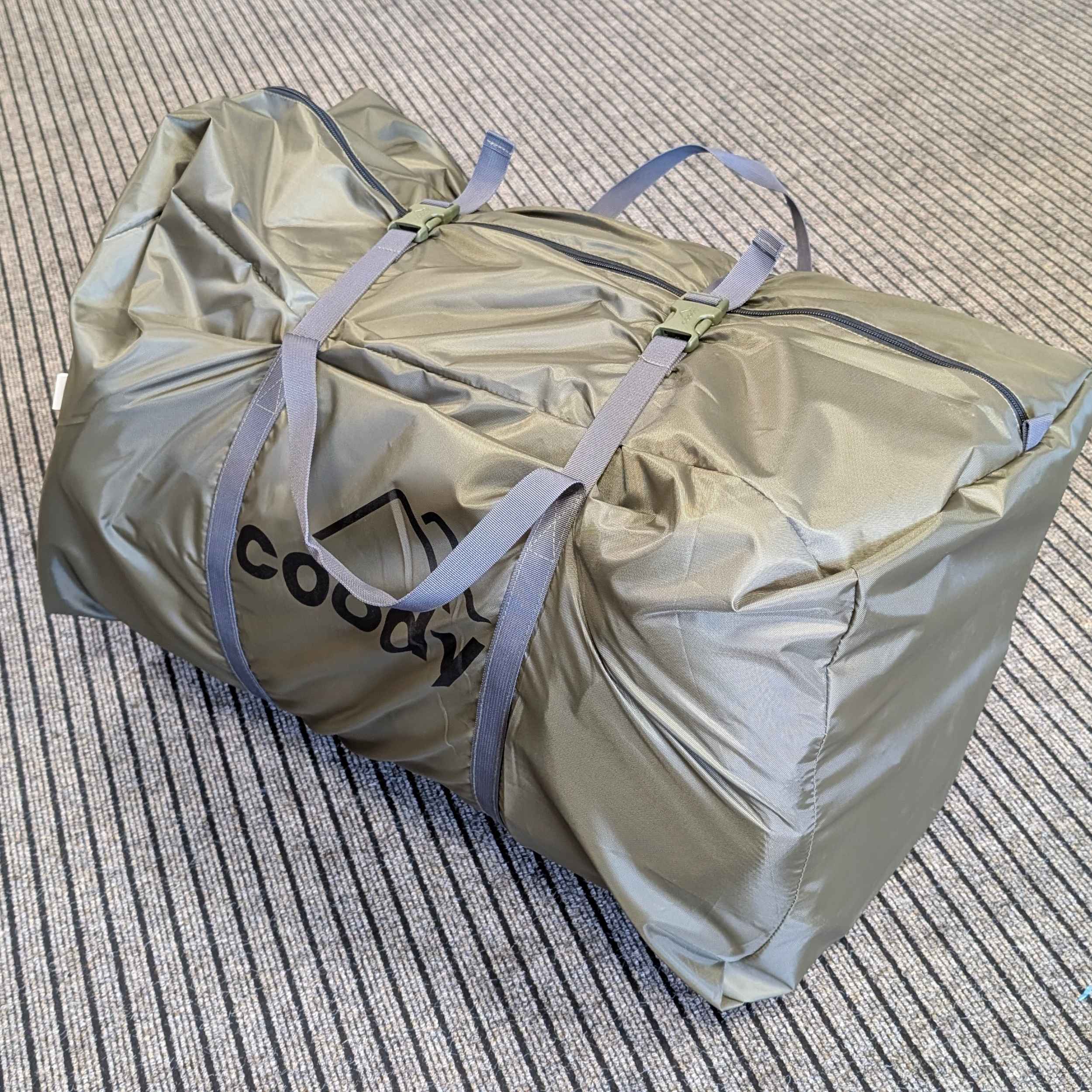 Coody Hub Forest Green (2-6 person) + Ground Sheet PVC + Carpet Coody Hub + Electric Pump