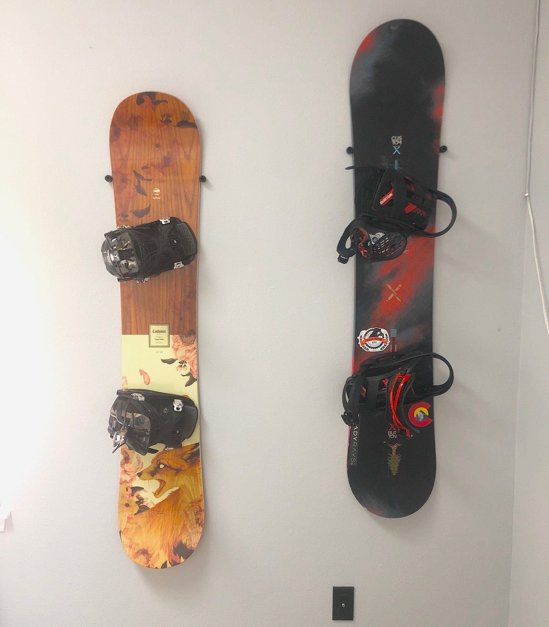 The Cinch Snowboard Display | Floating Rack | 2 Boards | Backcountry Sportsman