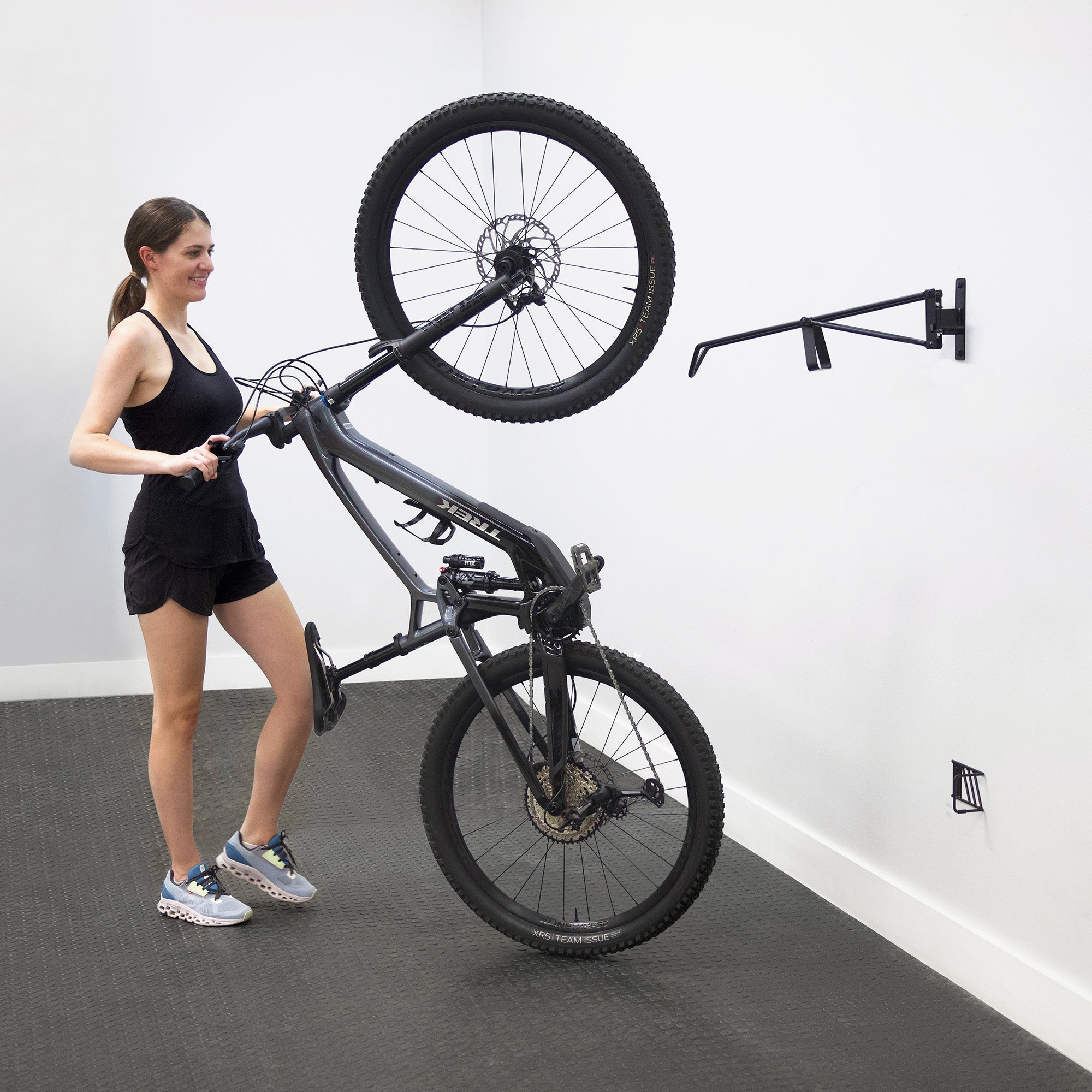 SwivelStow No-Lift Mountain Bike Rack | Backcountry Sportsman